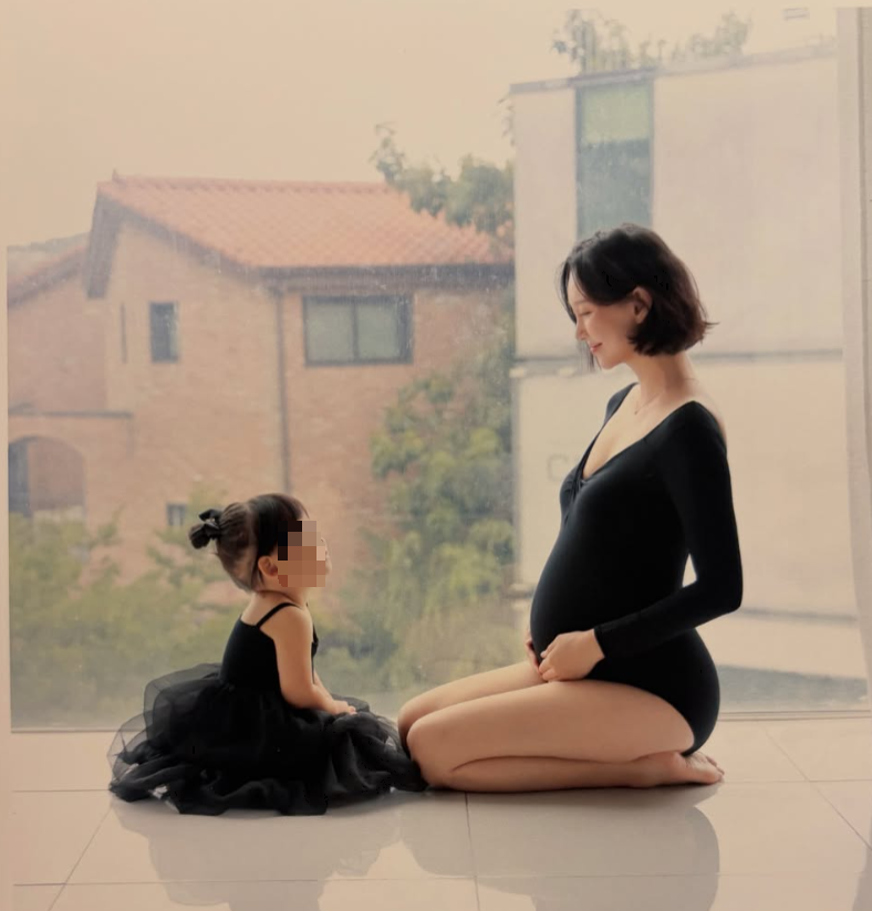 이유영 만삭 화보 첫째 딸 발레복