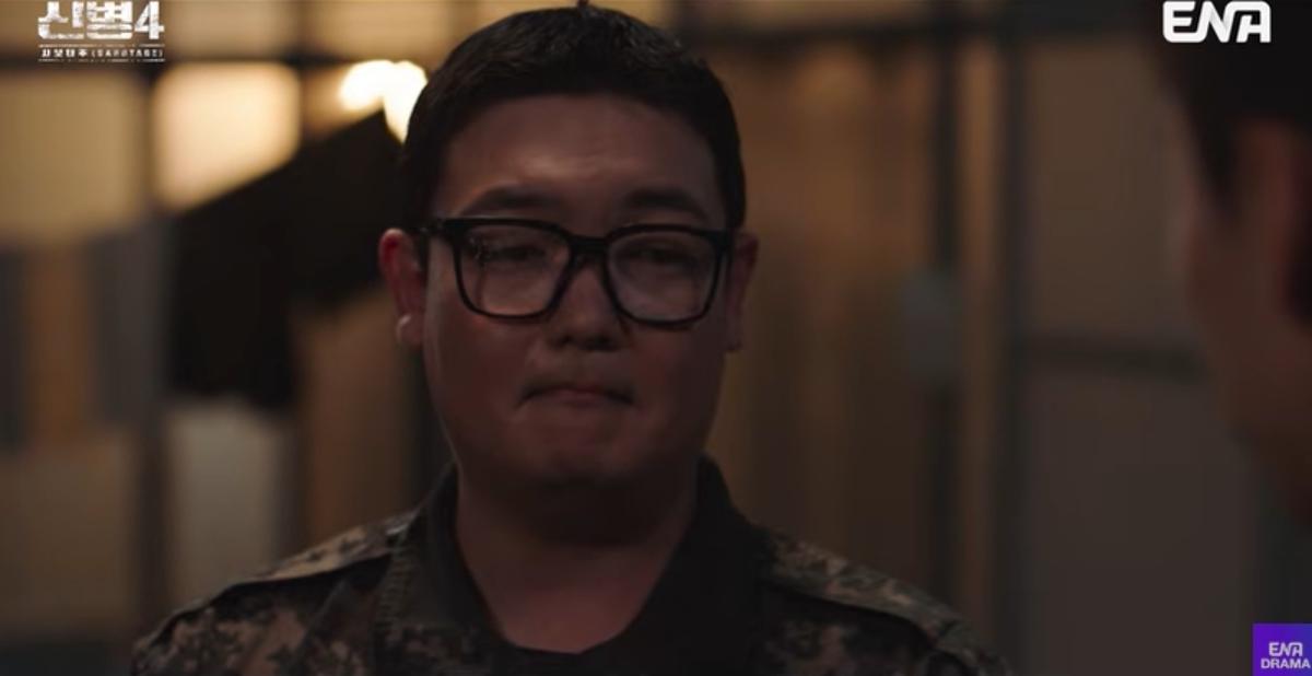 신병4 사보타주 부대원 결속 장면