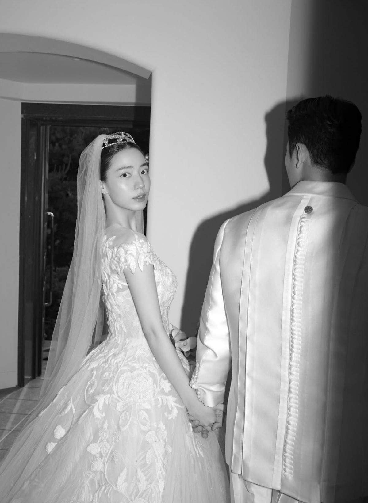 류화영 웨딩 화보