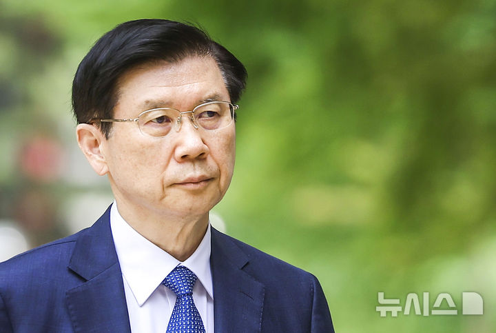 박종준 전 경호처장 재판 출석