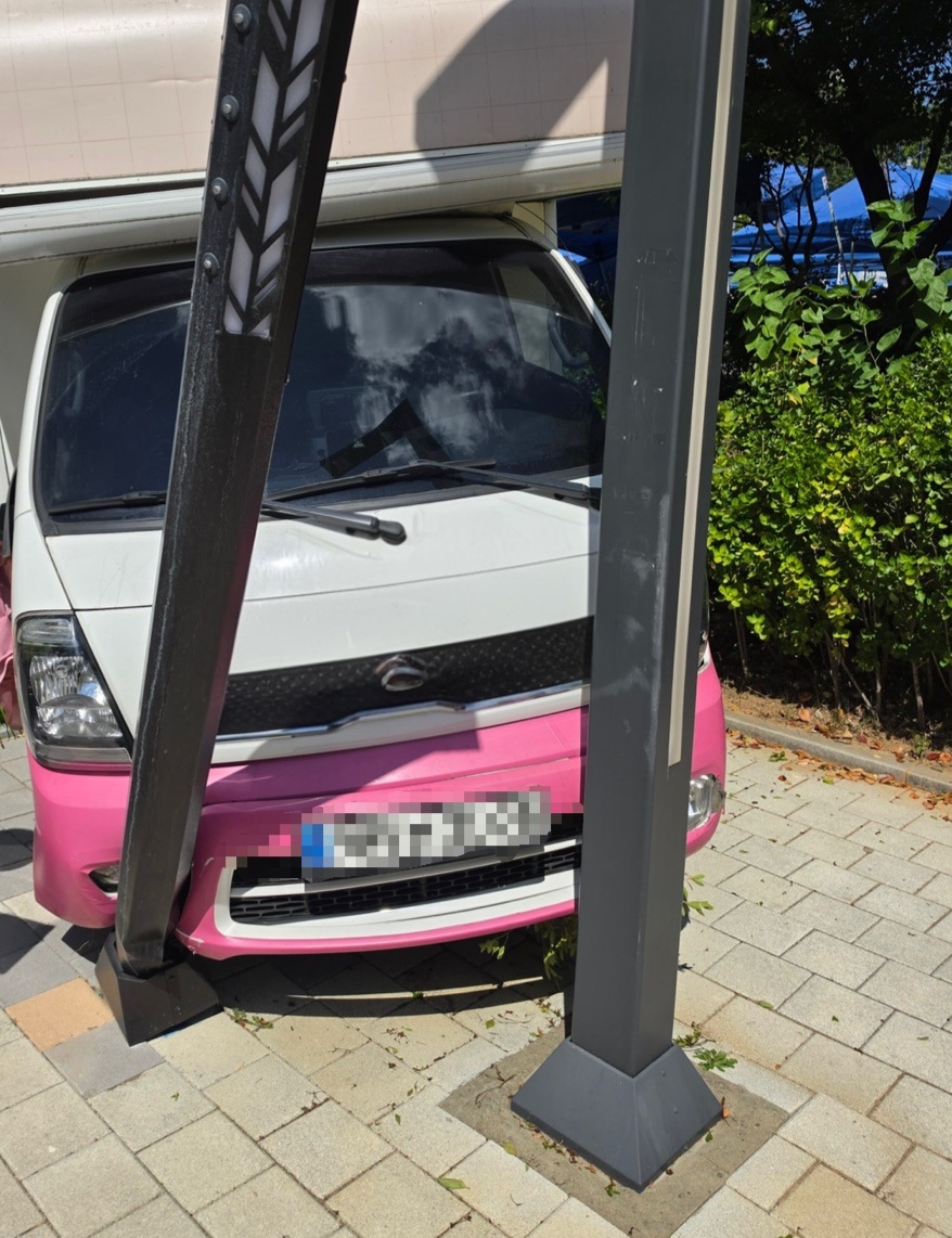 안성 트럭 돌진 피해 현장