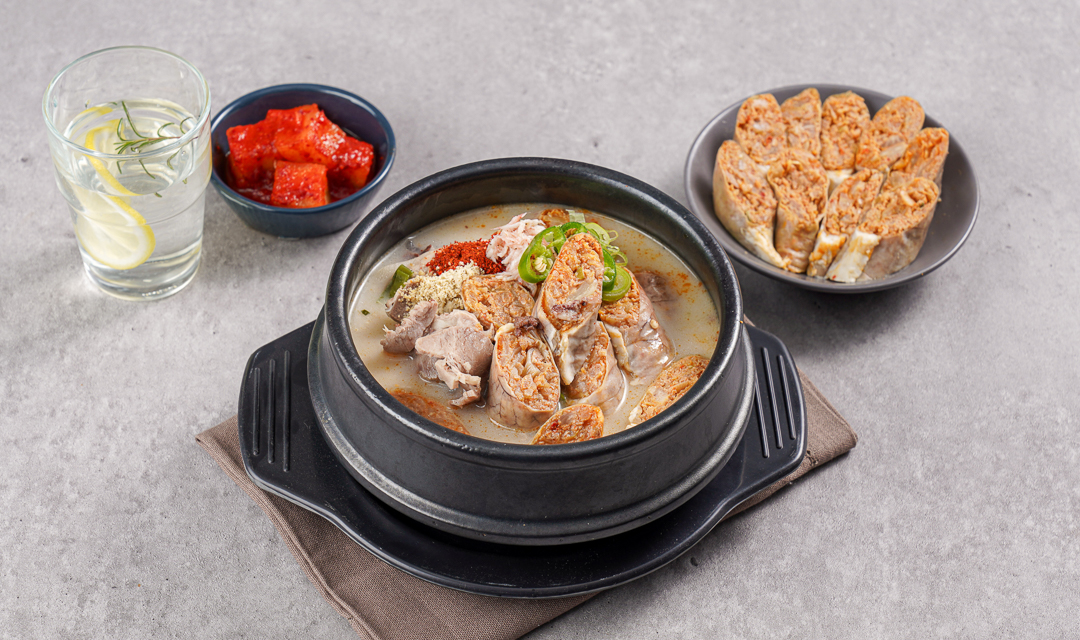 Gaeseongjinchapssalsundae (개성진찹쌀순대) 3