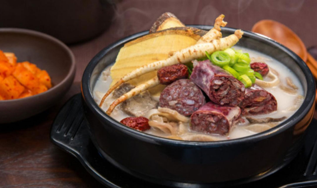 Sonkeunhalmaesundaeguk hongje (손큰할매순대국 홍제) 1