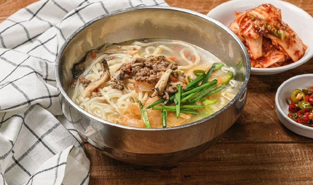 명동칼국수 갑을점 사진 6