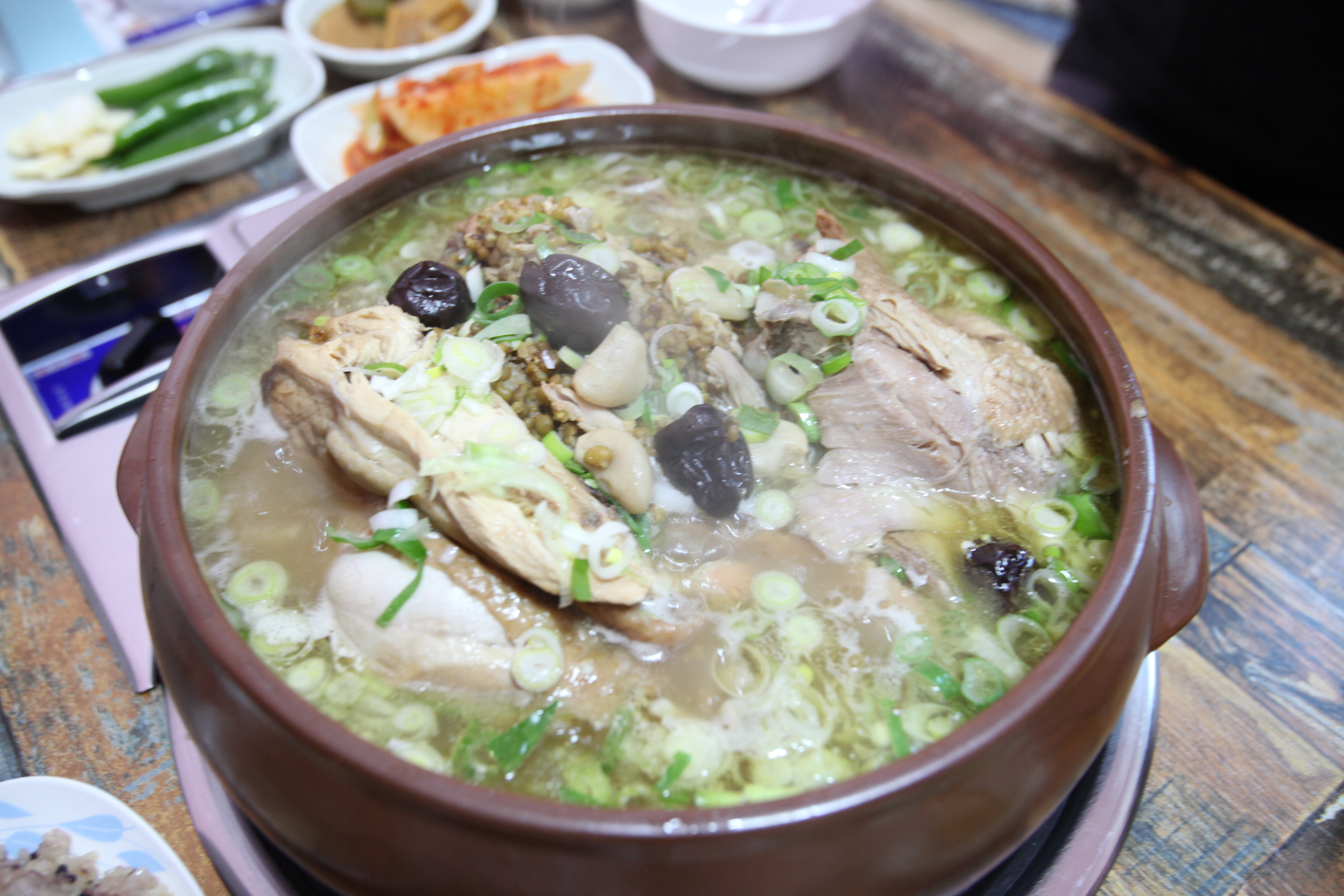 Golmokantteurak (골목안뜨락) 2