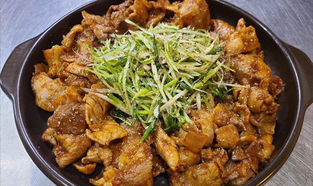 Yeonginaneungulttuk (연기나는굴뚝) 2