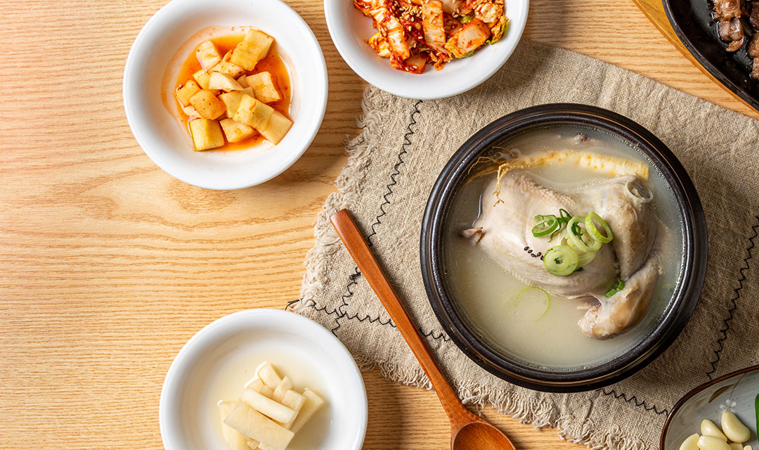 Daegasamgyetang (대가삼계탕) 3