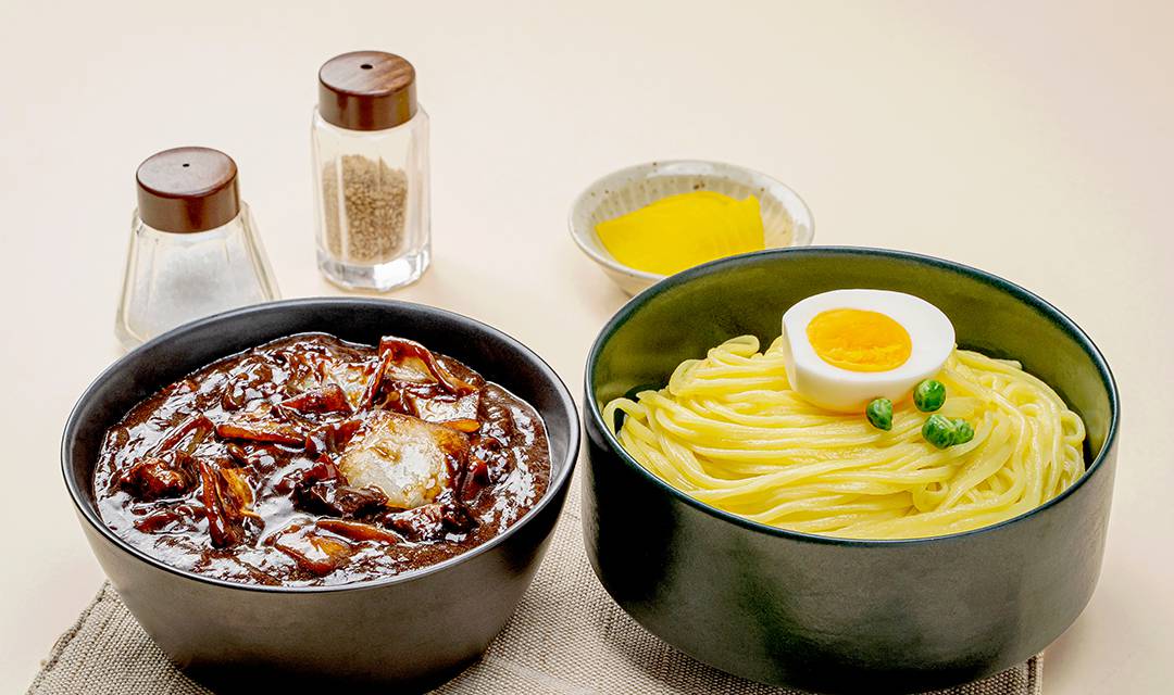 황궁쟁반짜장 3
