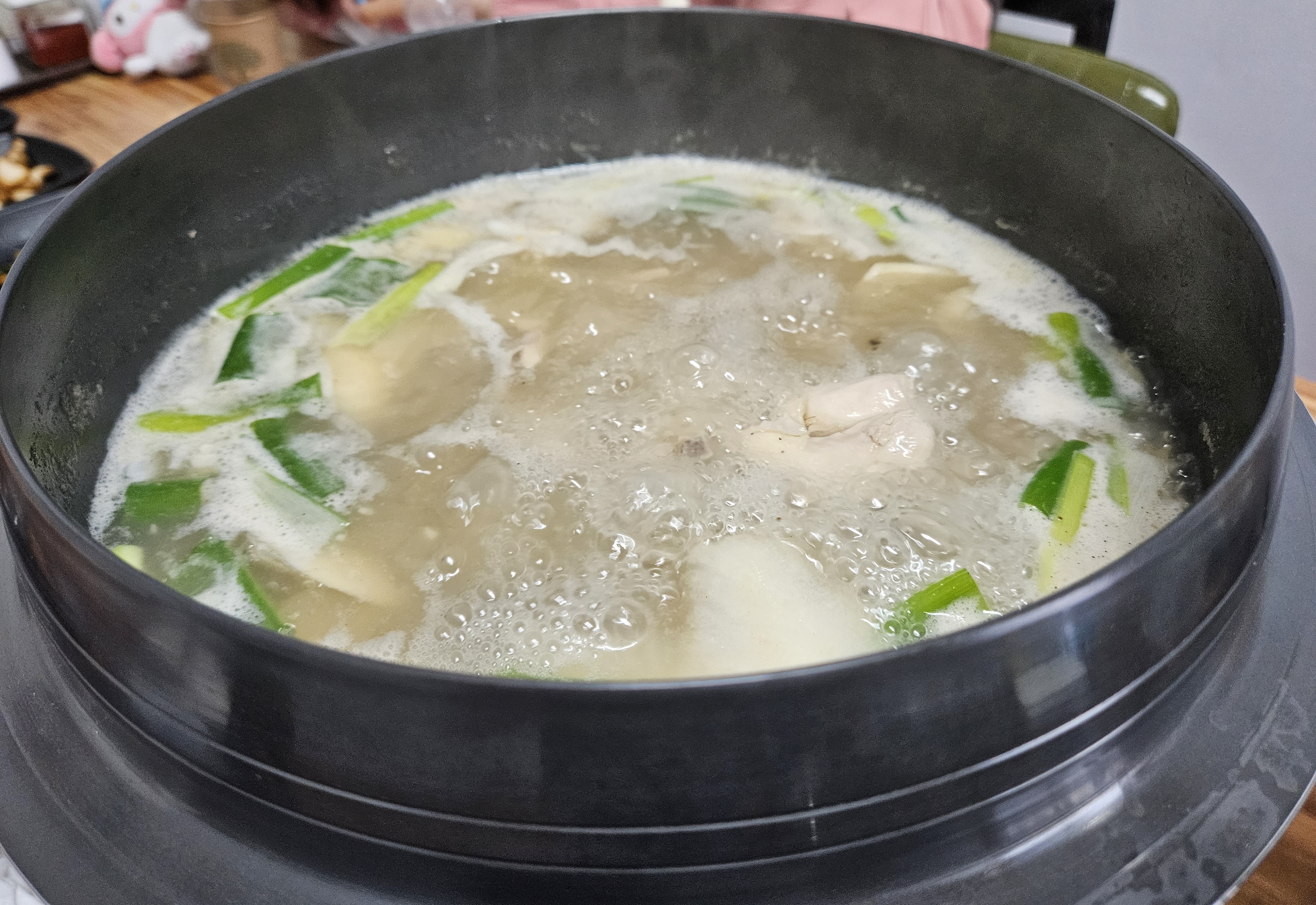 Haeangachondaktang (해안가촌닭탕) 1