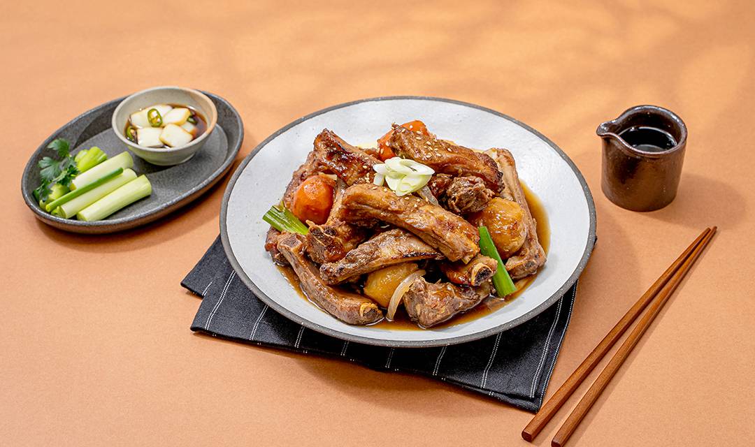 Apsanotdak apsansaengorimaeul (앞산옻닭 앞산생오리마을) 1