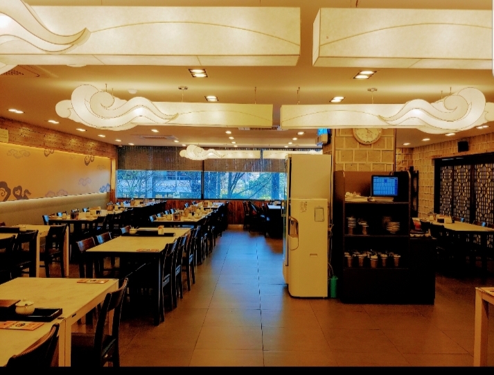 Gobongsamgyetang gwanghwamunjeom (고봉삼계탕 광화문점) 2