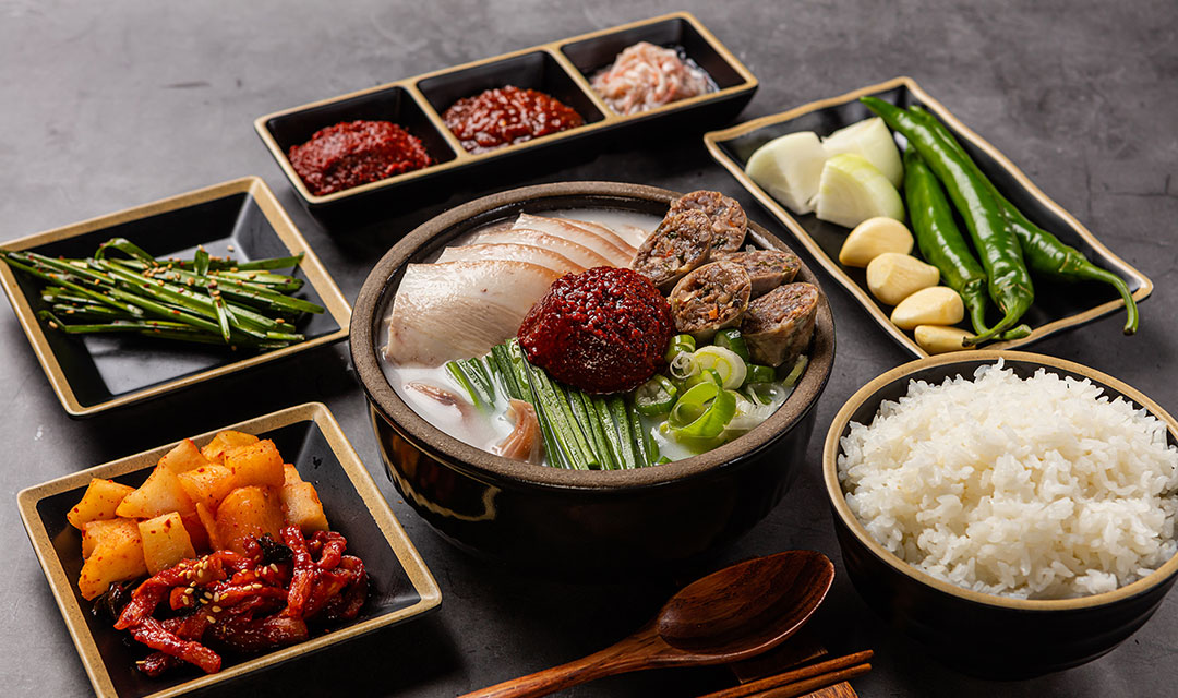 Gukbapchammatitneunjip (국밥참맛있는집) 3