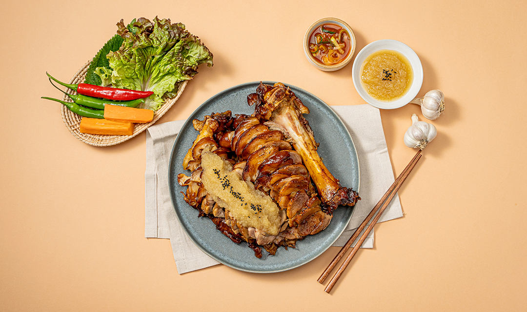 Doyajokbal (도야족발) 3