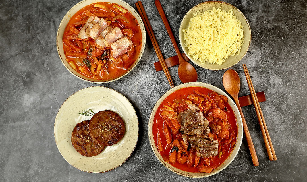 Baekganebudaejjige (백가네부대찌게) 2