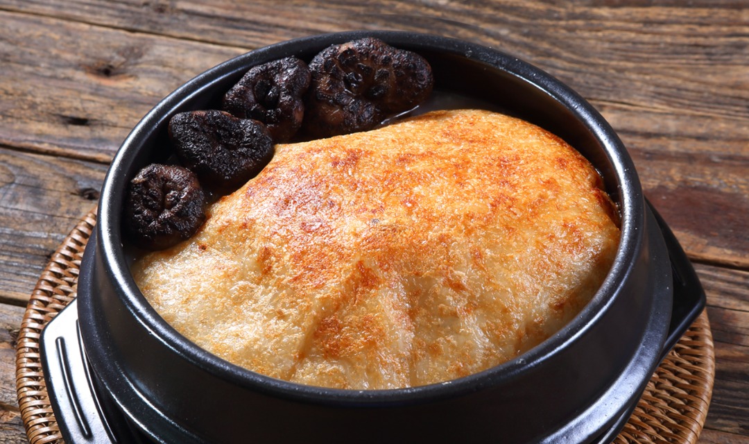 Gilgayeopenurungjisamgyetang (길가옆에누룽지삼계탕) 2