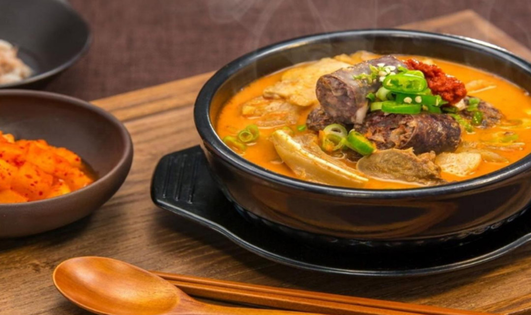 Sonkeunhalmaesundaeguk (손큰할매순대국) 2