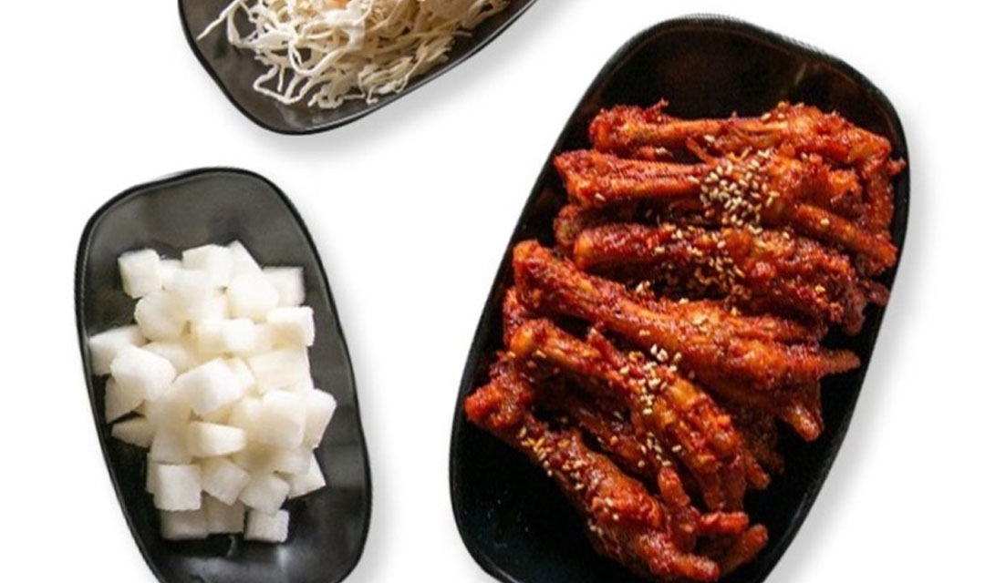 Sinhwabuldakbal (신화불닭발) 1