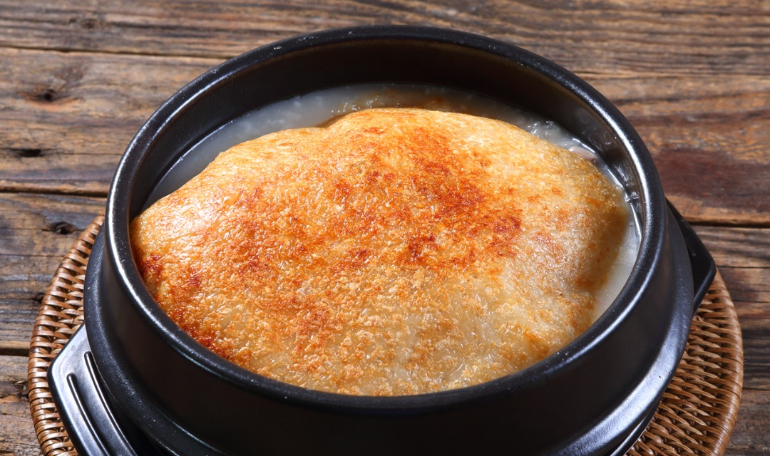 Gilgayeopenurungjisamgyetang (길가옆에누룽지삼계탕) 1