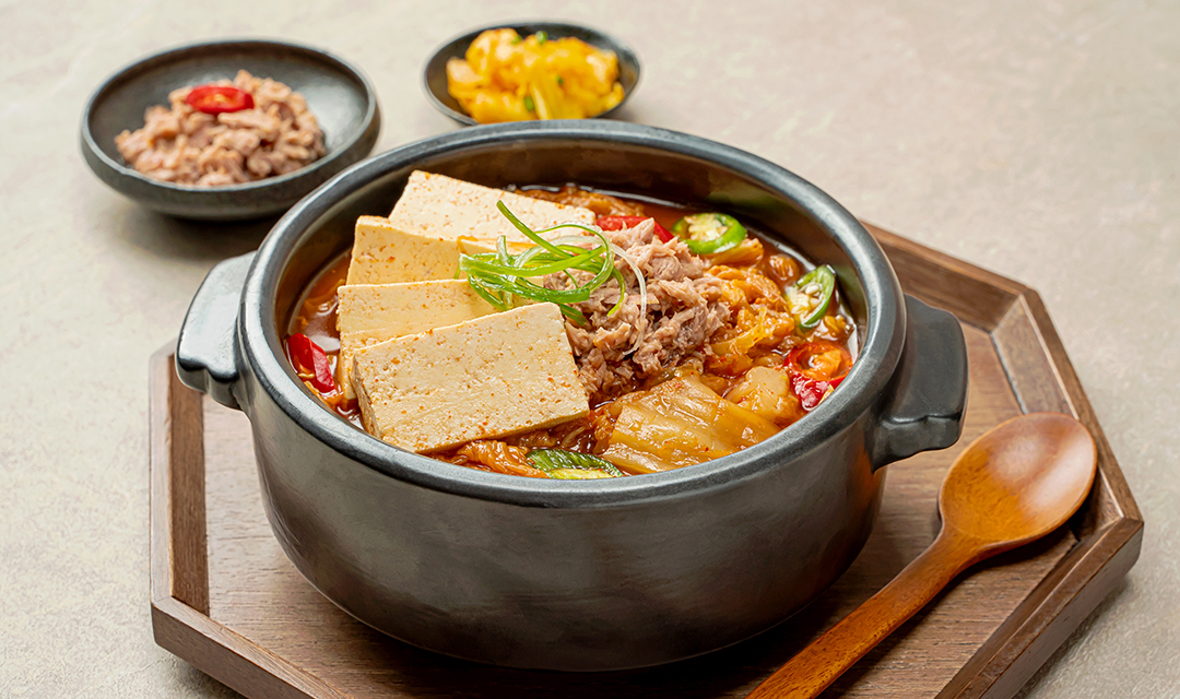 Myeongpumgimchijjigae 4