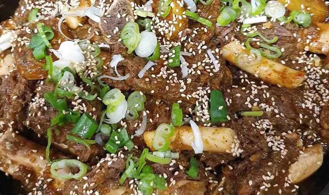 Gojipsengeujipgalbitang (고집센그집갈비탕) 2