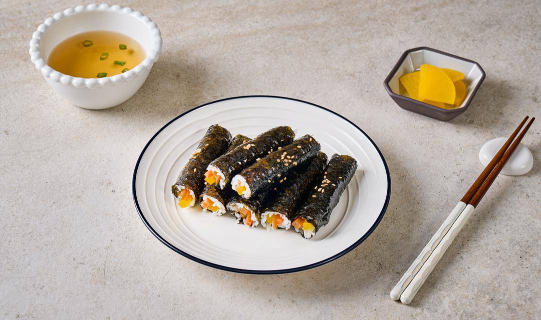 Aepeulkkomagimbap pohangsicheongjeom (애플꼬마김밥 포항시청점) 1