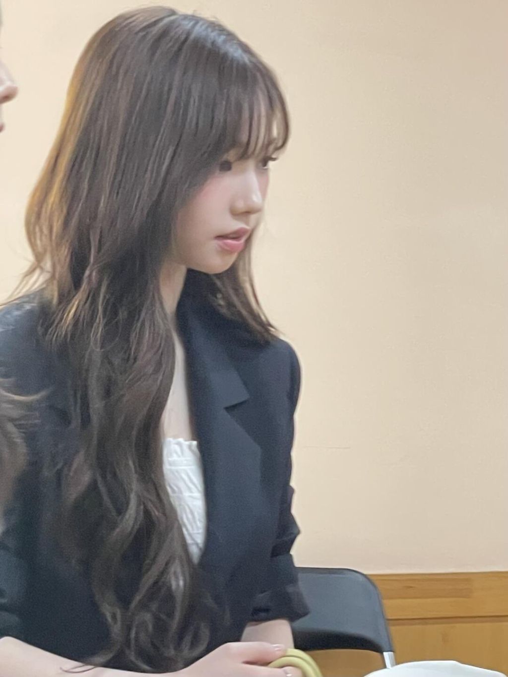카리나 하객룩