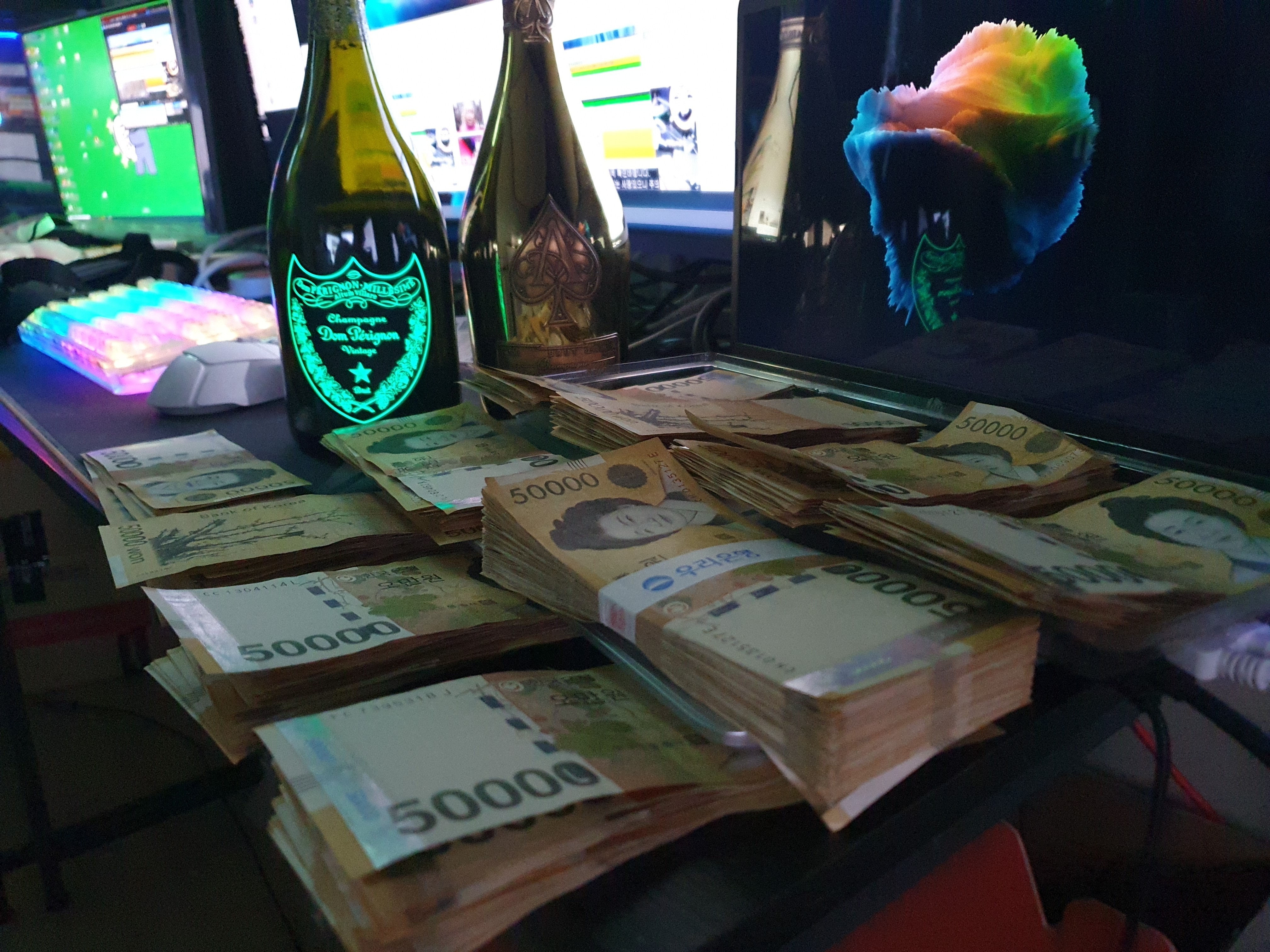 테이블 대표이미지