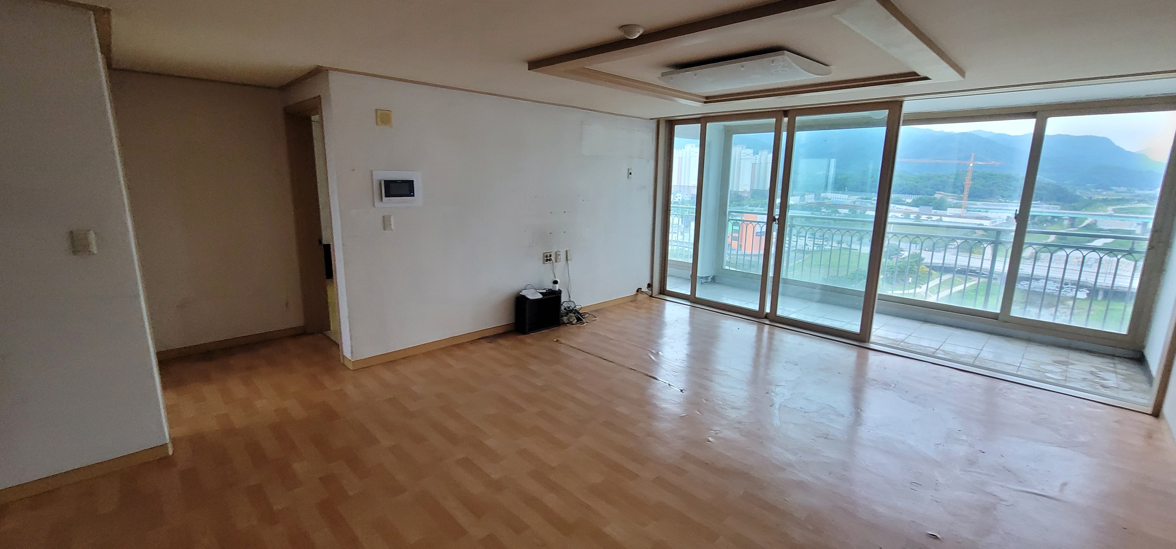 테이블 소개 이미지