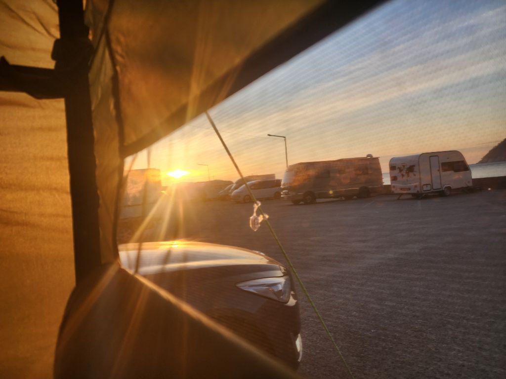 테이블 소개 이미지