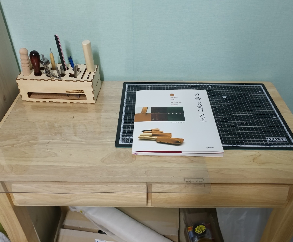 테이블 대표이미지