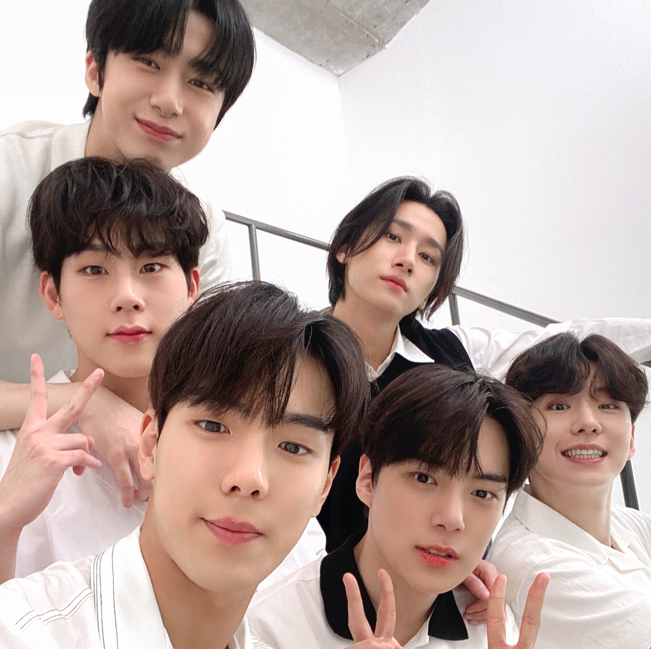 테이블 소개 이미지