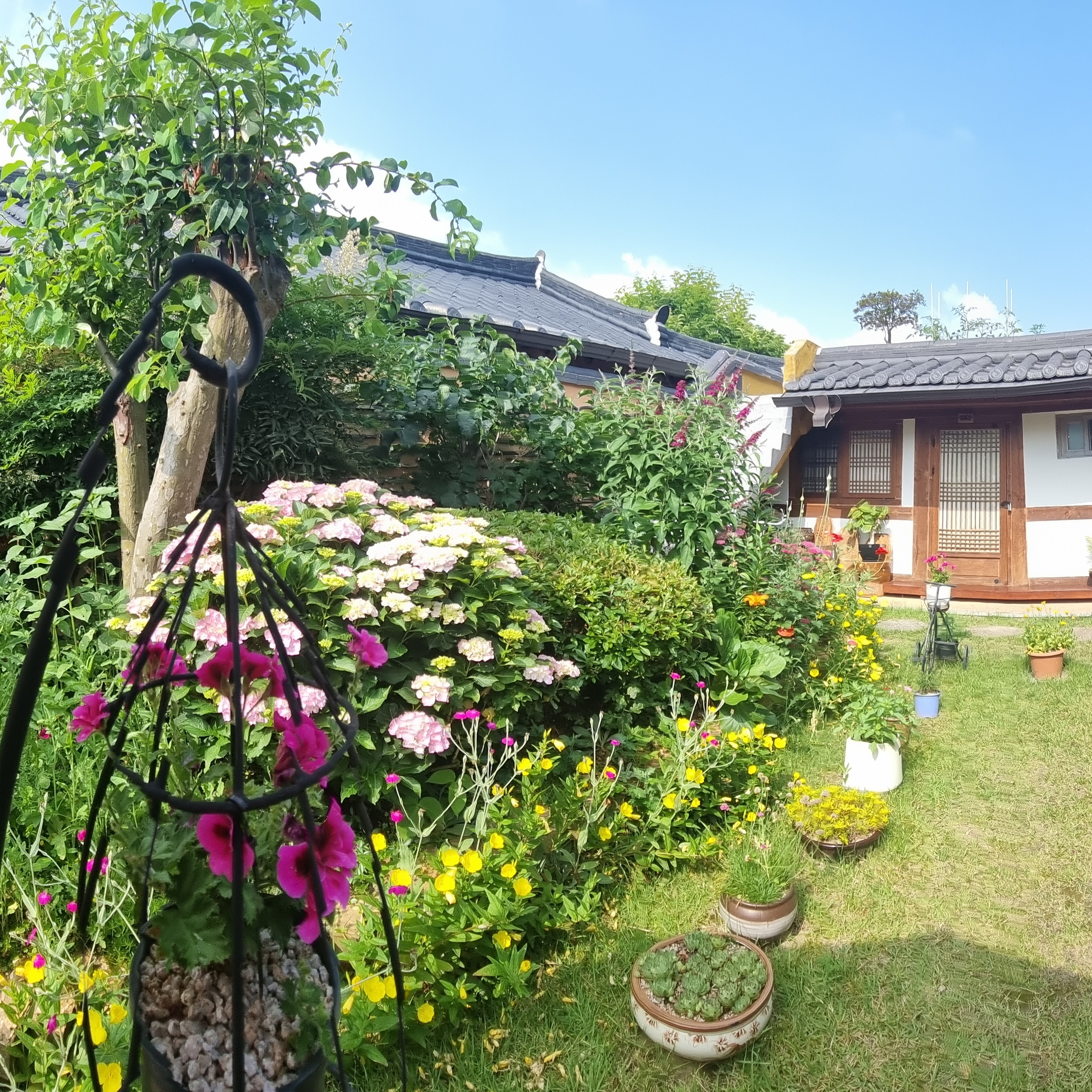 테이블 소개 이미지