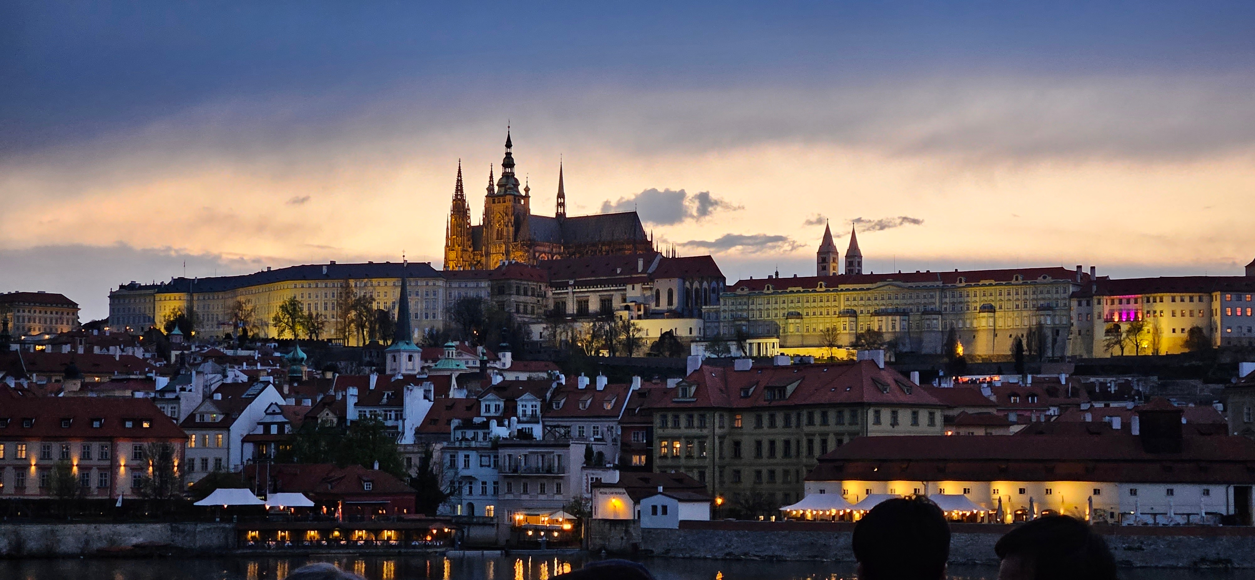 테이블 소개 이미지