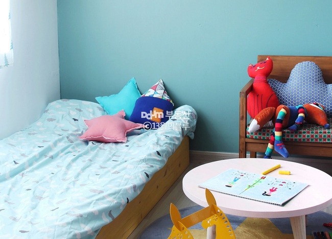 셀프 인테리어로 아이방 침대 제작하기 대표사진