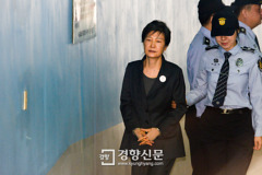 법무부 "박근혜 전 대통령 식사 거르거나 밤잠 설치지 않아" 언론보도 반박