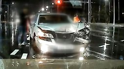 빗길 '만취 뺑소니'..시민이 추격해 검거