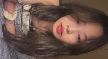 왕눈이 전담녀 인스타에서 수줍은 노출