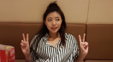 허리돌림 죽이는 그녀 업스케일링