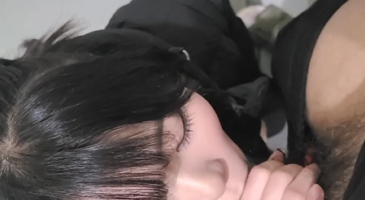 반얼공 이쁜이 아이더 패딩녀
