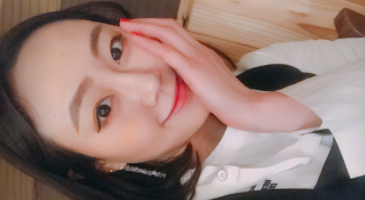 인스타로 꼬신 관종 커피숍 알바녀