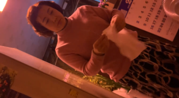 커피 마시면 대주는 다방 아지매