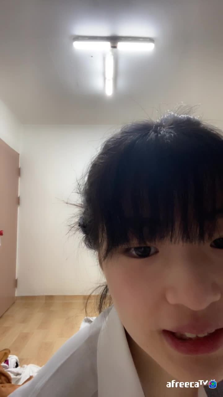 존예녀 겨울이 아프리카 방송 1일차 (6)