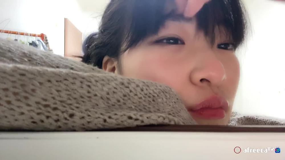 존예녀 겨울이 아프리카 방송 1일차 (8)