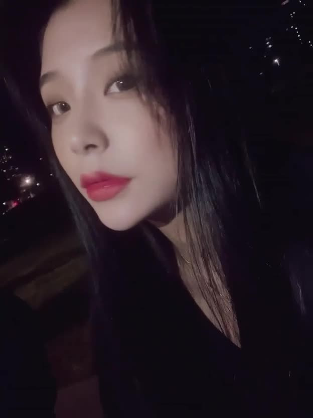 존예 틴트녀 (1)