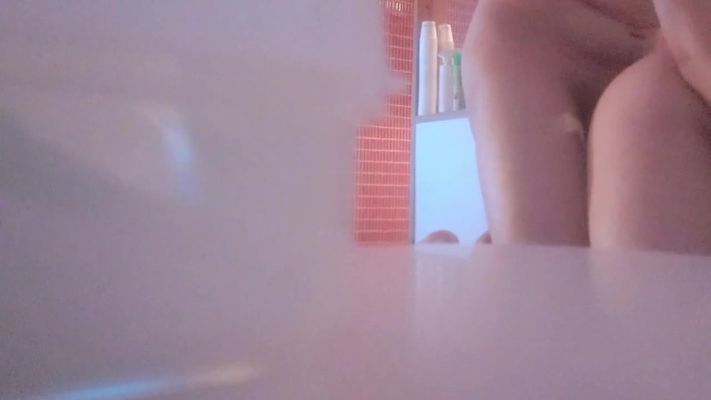 아직 안 끝났으니 누워있어 오빠^^