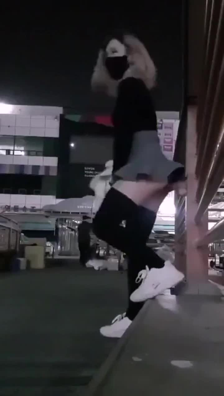 명품슈즈 새벽시장에서 딜도꼽고 자위