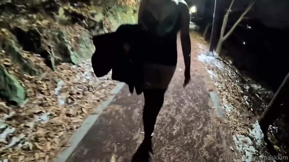 왕빨통녀 안나 룩북 야외노출