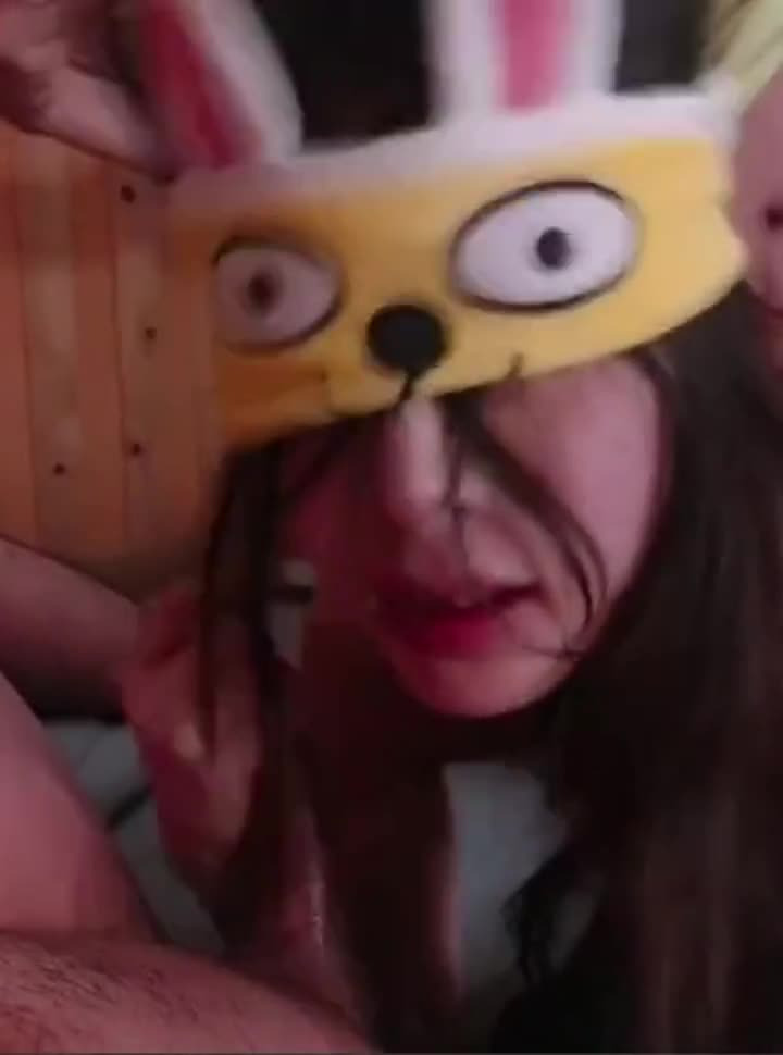 현장감이 그대로 전해지는 토끼안대 쓰리썸