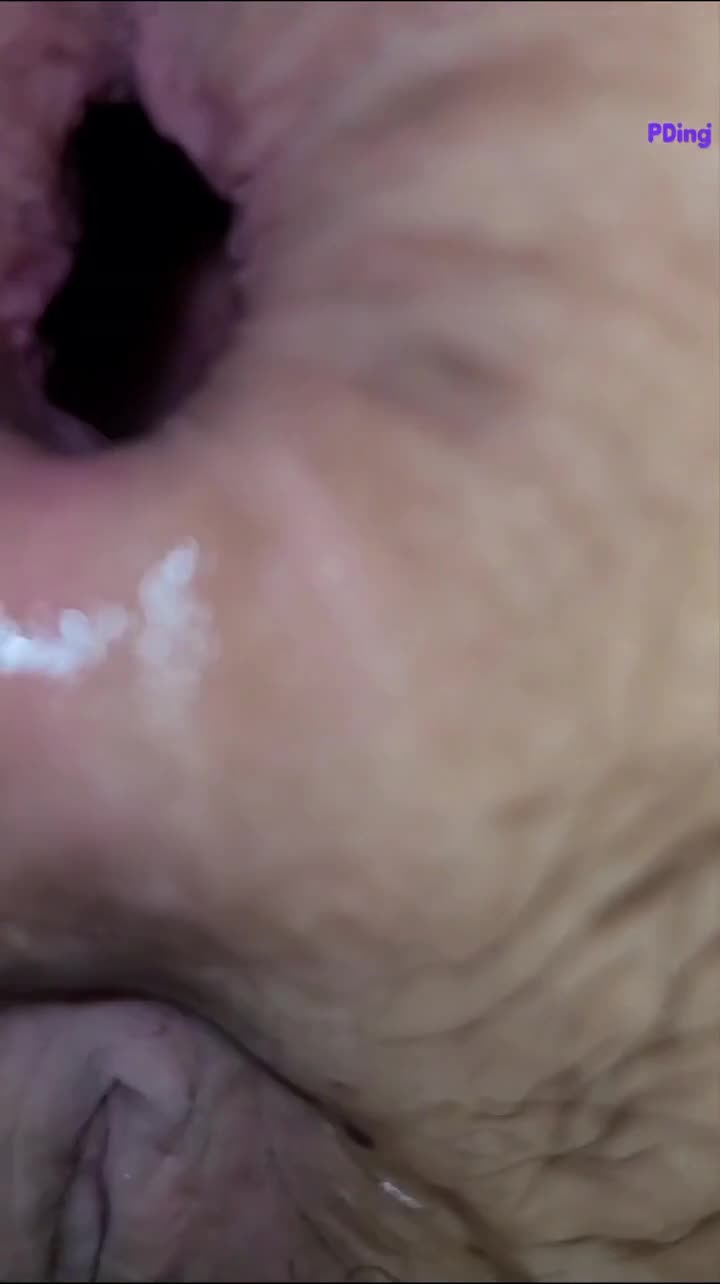 깊숙히 열린 후장에다 정액듬뿍~