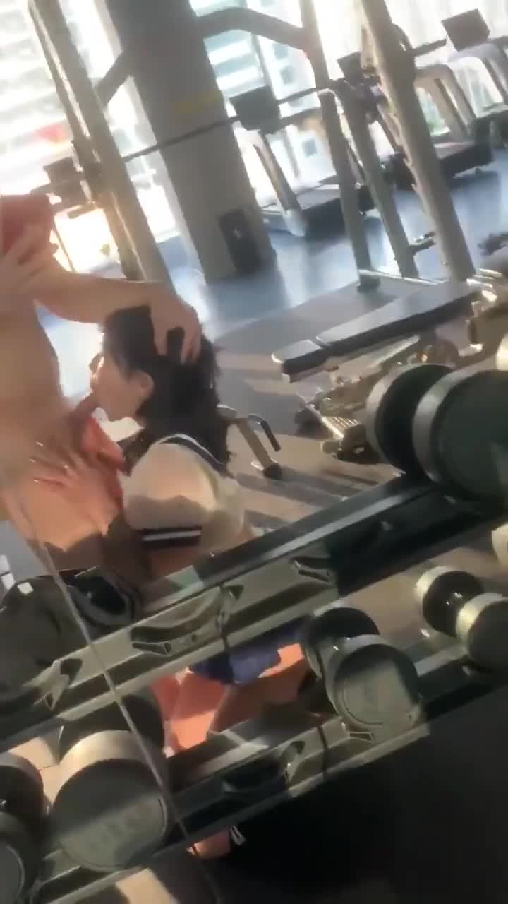 체력단련실에서 뭔 짓이야__ㅋㅋ